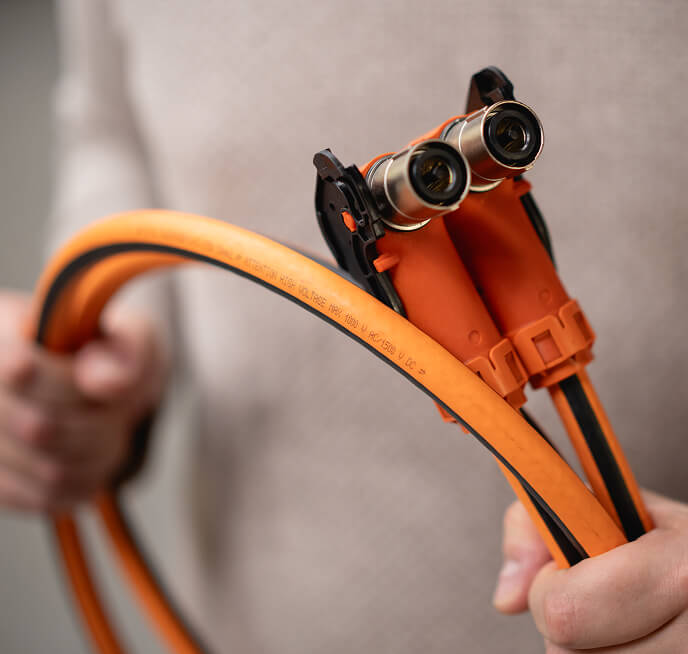 HV cable in hands